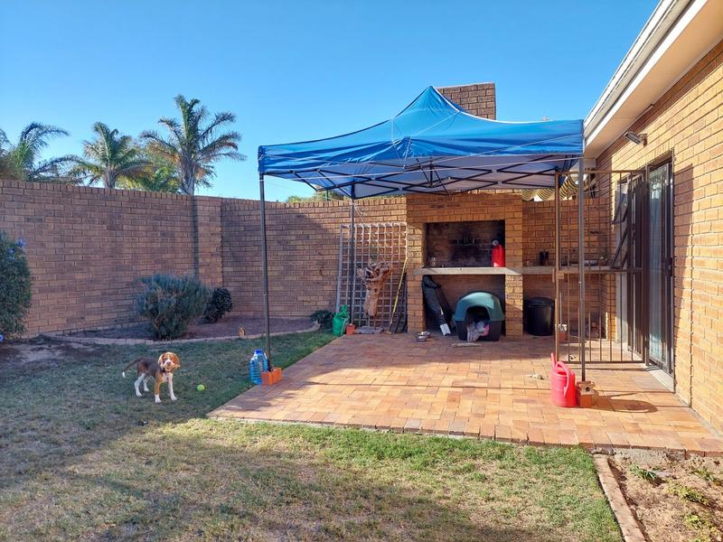 To Let 2 Bedroom Property for Rent in Kleinbron Estate Western Cape